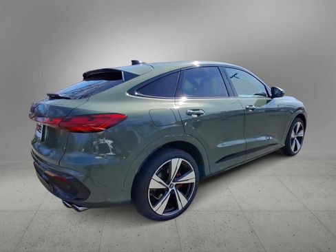 New 2025 Audi SQ5 Prestige image 8