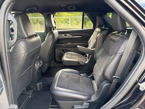 Used 2025 Ford Explorer ST AWD/4WD image 20