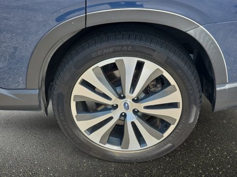Used 2019 Subaru Ascent Limited AWD/4WD image 39