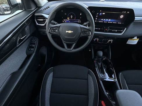 New 2026 Chevrolet TrailBlazer LT image 11