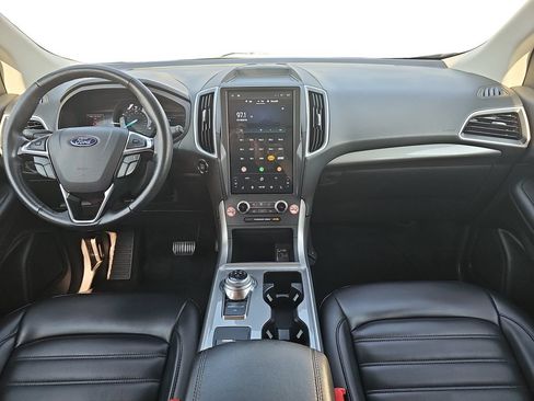 Used 2024 Ford Edge SEL AWD/4WD image 9