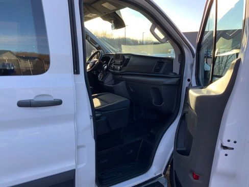 Used 2024 Ford Transit 250 Low Roof w/ Exterior Upgrade Package image 26