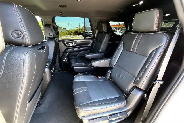 Used 2021 Chevrolet Tahoe RST w/ Luxury Package AWD/4WD image 27