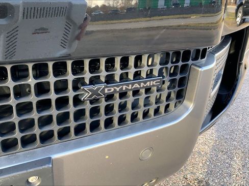 Used 2022 Land Rover Defender 110 X-Dynamic SE image 9