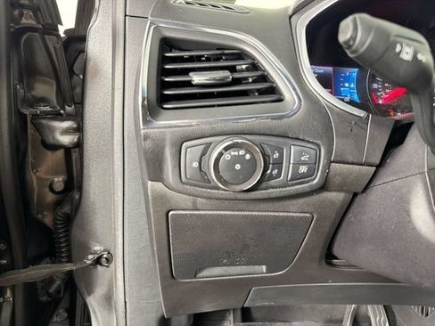 Used 2019 Ford Edge ST w/ Convenience Package AWD/4WD image 14