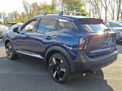 New 2026 Nissan Kicks SR w/ Cold Weather Package image 3