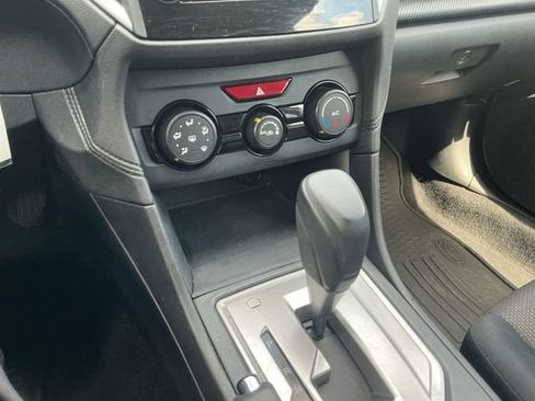 Used 2018 Subaru Crosstrek 2.0i AWD/4WD image 20
