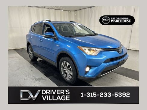 Used 2017 Toyota RAV4 XLE w/ All Weather Liner Package AWD/4WD image 1
