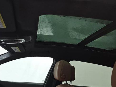 Used 2022 Audi e-tron Premium Plus w/ Premium Plus Package image 14