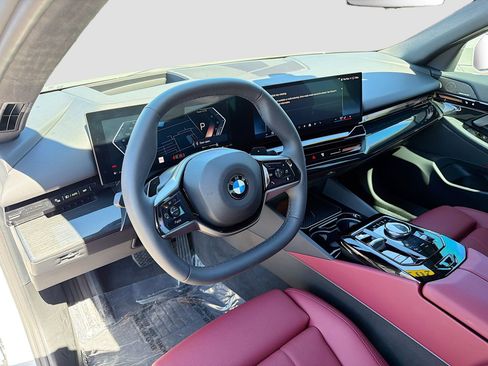 Used 2026 BMW 530i 530i w/ Premium Package image 28