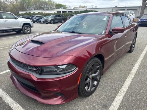 Used 2019 Dodge Charger GT image 2