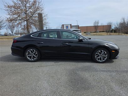 Used 2022 Hyundai Sonata SEL w/ Convenience Package