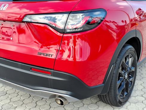 Used 2023 Honda HR-V Sport image 15