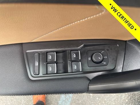 Certified 2022 Volkswagen Tiguan SE AWD/4WD image 19