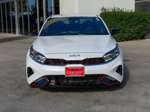 Used 2022 Kia Forte GT-Line image 2