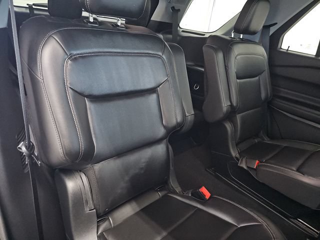 Certified 2023 Ford Explorer XLT w/ Equipment Group 202A AWD/4WD image 32