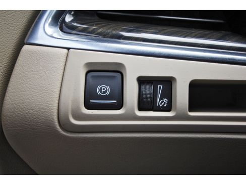 Used 2019 Cadillac XT5 FWD image 20