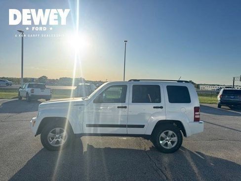 Used 2012 Jeep Liberty Sport w/ Popular Equipment Group AWD/4WD image 7