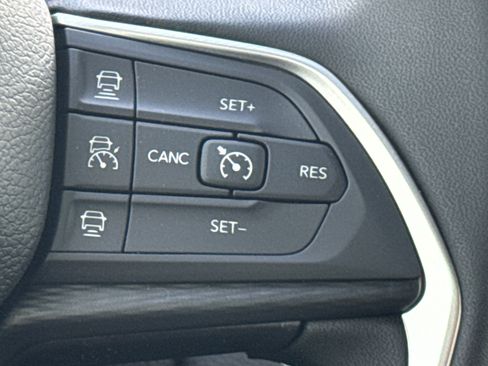 New 2026 Jeep Grand Cherokee Laredo RWD image 21