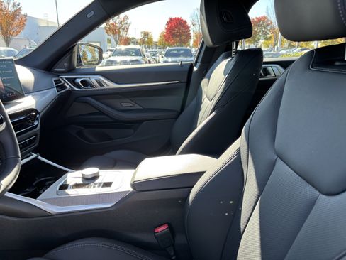 Certified 2025 BMW 430i w/ Premium Package image 16