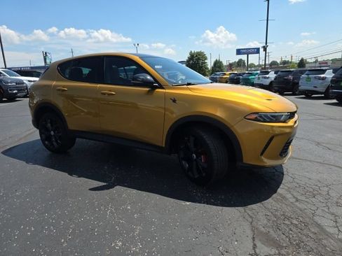 Used 2024 Dodge Hornet GT AWD/4WD image 9