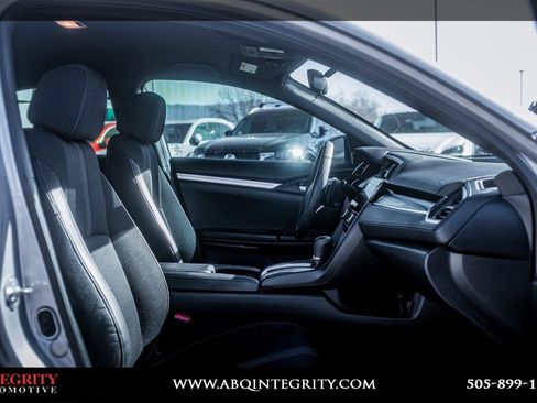 Used 2020 Honda Civic Sport image 38