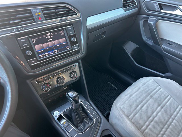 Used 2022 Volkswagen Tiguan S FWD image 11