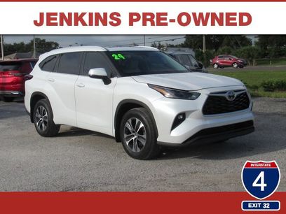 Used 2024 Toyota Highlander XLE