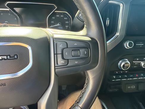 Used 2022 GMC Sierra 2500 Denali w/ Denali Ultimate Package AWD/4WD image 19