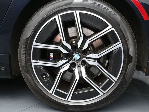 Used 2023 BMW 760i xDrive AWD/4WD image 9