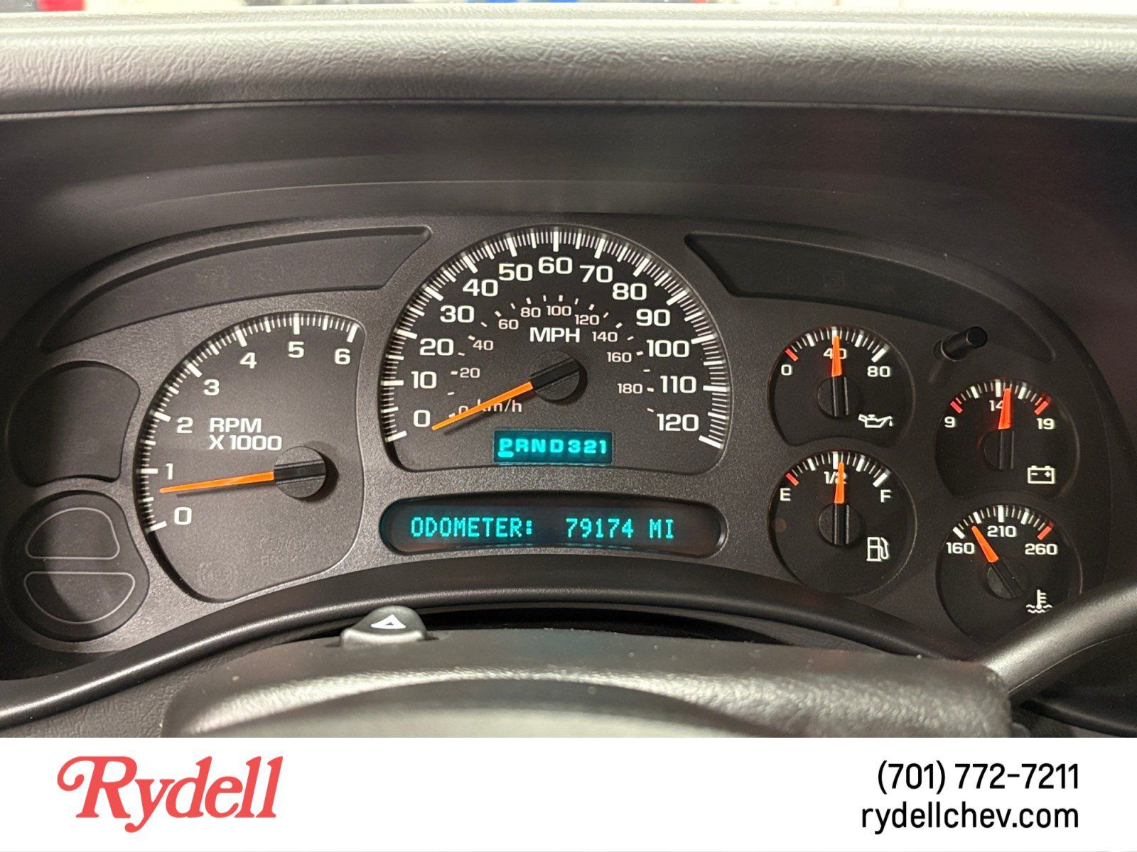 Used 2004 Chevrolet Silverado 1500 LS w/ Light Duty Power Package AWD/4WD image 14