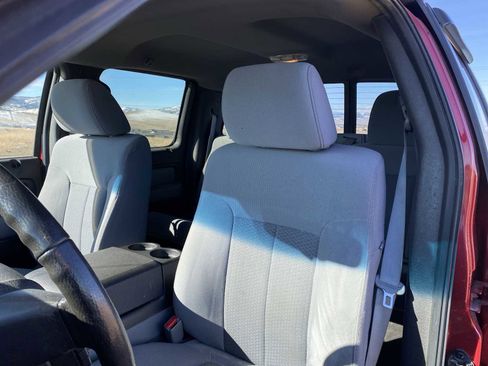 Used 2011 Ford F150 XLT w/ XLT Chrome Pkg image 18