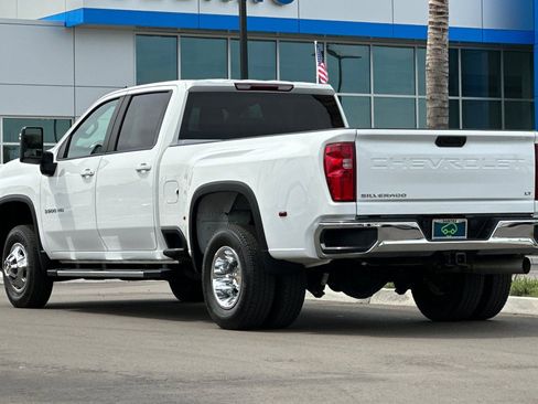 Used 2024 Chevrolet Silverado 3500 LT w/ Convenience Package RWD image 6