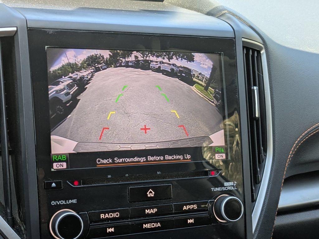 Used 2020 Subaru Crosstrek 2.0i Limited w/ Moonroof Package w/Navigation AWD/4WD image 19