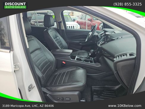 Used 2017 Ford Escape Titanium AWD/4WD image 9