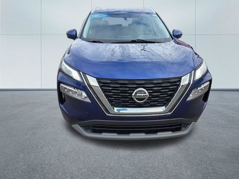Used 2021 Nissan Rogue SV AWD/4WD image 2