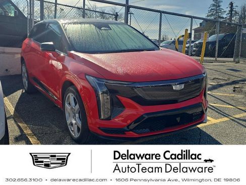 New 2026 Cadillac Optiq V image 1