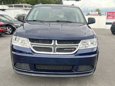 Used 2017 Dodge Journey SE FWD image 4