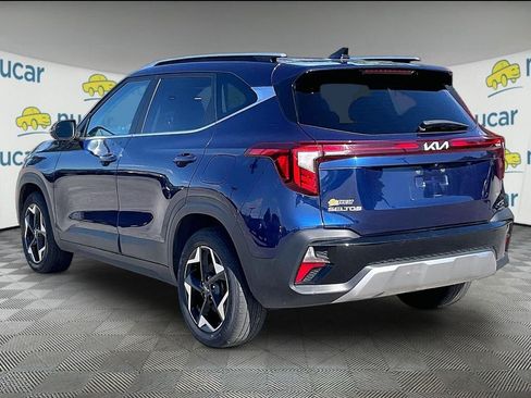 Used 2024 Kia Seltos EX AWD/4WD image 4