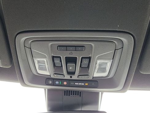 New 2026 GMC Sierra 1500 SLT image 36