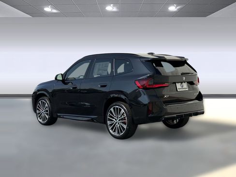Used 2026 BMW X1 xDrive28i image 3