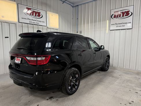 Used 2025 Dodge Durango GT image 3