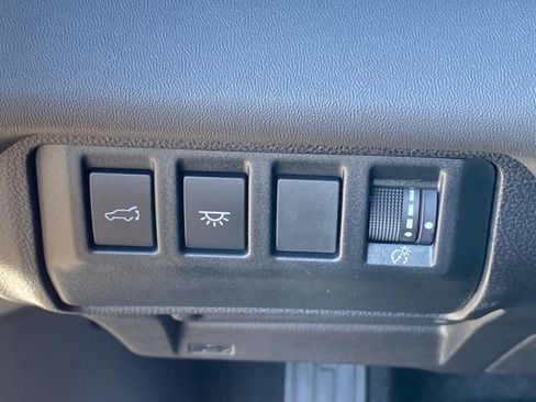 Certified 2025 Subaru Ascent Bronze Edition AWD/4WD image 10