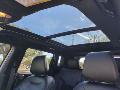 Certified 2022 Jeep Compass Altitude w/ Sun and Sound Group image 20