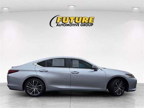 Used 2022 Lexus ES 350 w/ Premium Package image 3