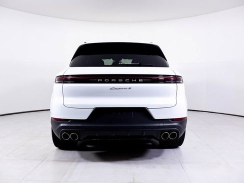 Certified 2024 Porsche Cayenne S image 29