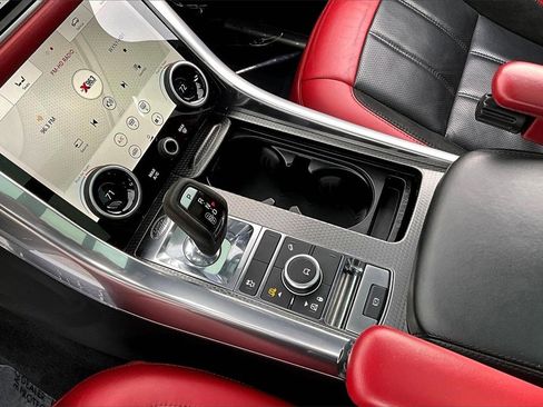 Used 2019 Land Rover Range Rover Sport HST image 18