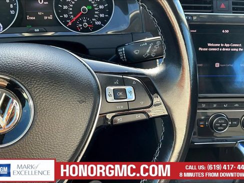 Used 2019 Volkswagen e-Golf SE w/ Driver Assistance Package FWD image 12