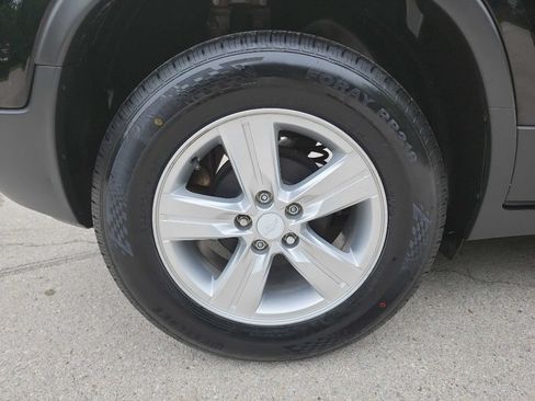 Used 2020 Chevrolet Trax LS w/ Tint and Cruise Package FWD image 12