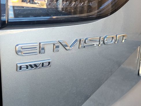Used 2024 Buick Envision Avenir image 11